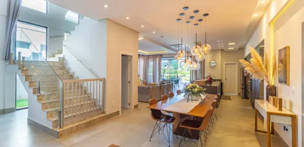 Casa de Condomínio com 4 Quartos para alugar, 600m² no Centro, Camboriú