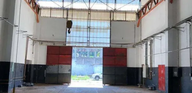 Galpão / Depósito / Armazém para venda ou aluguel, 2000m² no Vila Sorocabana, Mairinque