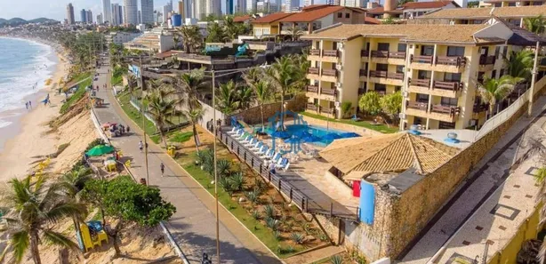 Hotel / Motel / Pousada com 50 Quartos à venda, 5500m² no Ponta Negra, Natal