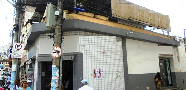 Loja / Salão / Ponto Comercial à venda, 383m² no Centro, Viçosa