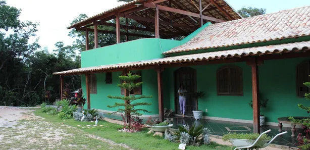 Fazenda / Sítio / Chácara com 5 Quartos à venda, 400m² no Bonanza, Santa Luzia