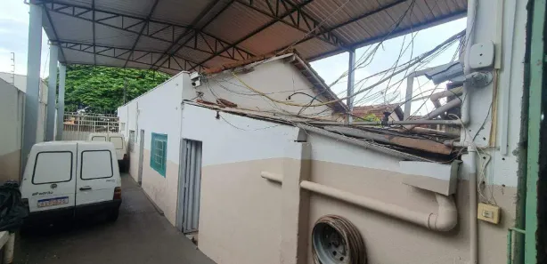 Galpão / Depósito / Armazém à venda, 424m² no Nossa Senhora da Abadia, Uberaba