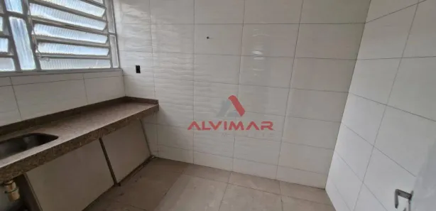 Loja / Salão / Ponto Comercial à venda, 180m² no Aterrado, Volta Redonda