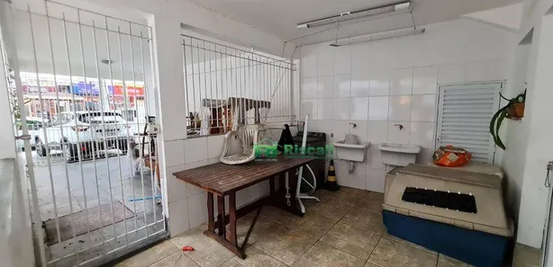 Casa Comercial para venda ou aluguel, 169m² no Jardim Maria Rosa, Taboão da Serra