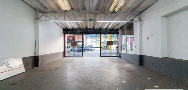 Loja / Salão / Ponto Comercial à venda, 367m² no Vila Hulda, Guarulhos