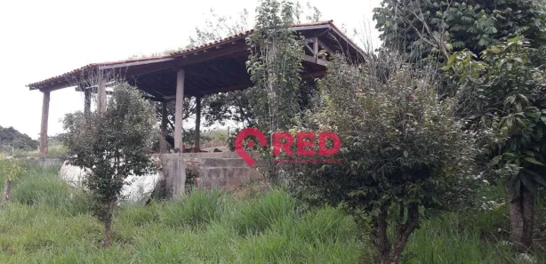 Fazenda / Sítio / Chácara com 2 Quartos à venda, 60m² no Cabacais, Sarapuí