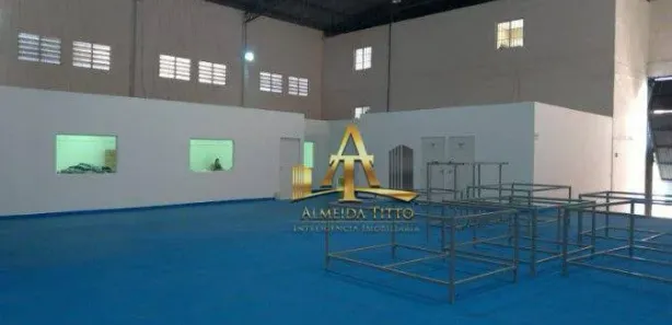 Galpão / Depósito / Armazém à venda, 750m² no Chácara do Solar I (Fazendinha), Santana de Parnaíba