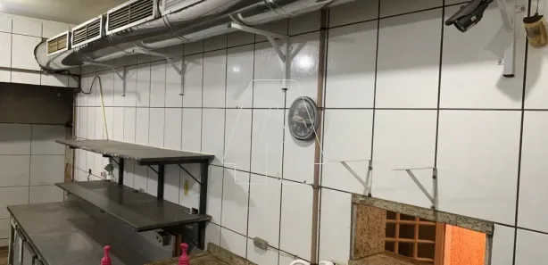 Loja / Salão / Ponto Comercial para alugar, 170m² no Centro, Araçatuba