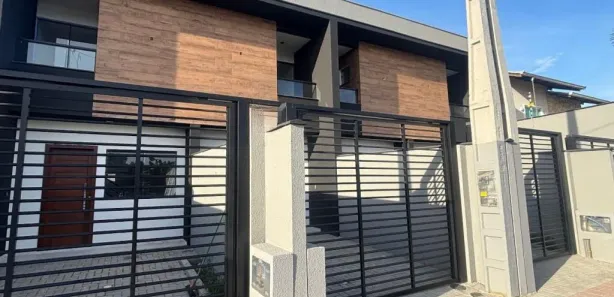 Sobrado com 2 Quartos à venda, 66m² no Ulysses Guimarães, Joinville