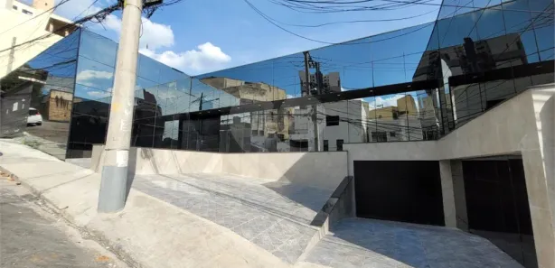 Prédio Inteiro para alugar, 1500m² no Vila Vianelo, Jundiaí