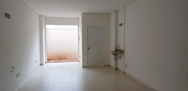 Loja / Salão / Ponto Comercial com 1 Quarto à venda, 50m² no São Sebastião, Uberaba