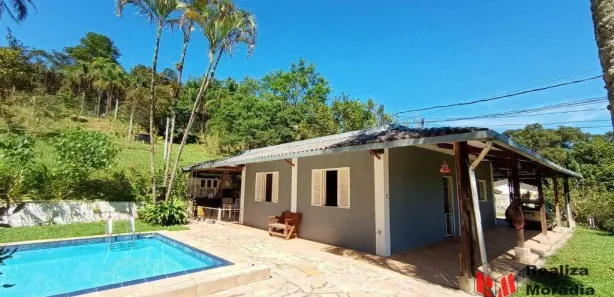 Fazenda / Sítio / Chácara com 4 Quartos à venda, 500m² no Itaquaciara, Itapecerica da Serra