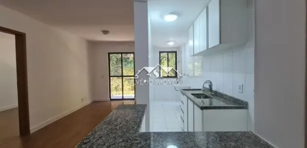Apartamento com 2 Quartos à venda, 61m² no Samambaia, Petrópolis