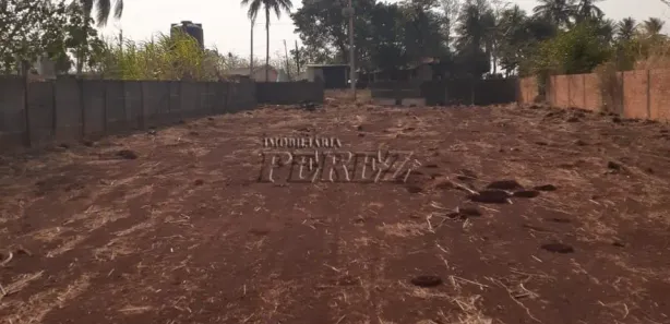 Terreno / Lote / Condomínio à venda, 700m² no , Primeiro de Maio