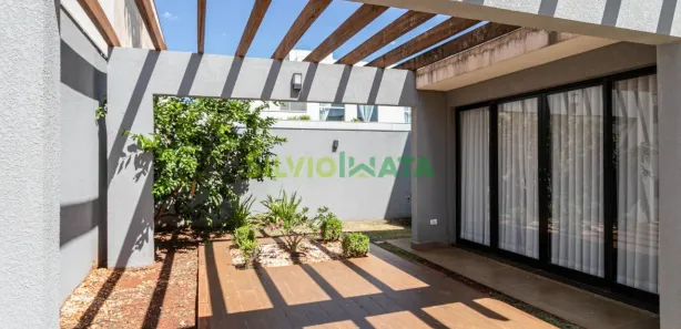 Casa de Condomínio com 4 Quartos à venda, 226m² no Chácaras Aeroporto, Maringá