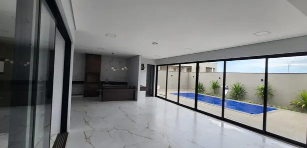 Sobrado com 4 Quartos à venda, 320m² no Condomínio Vale das Araras, Rio Verde