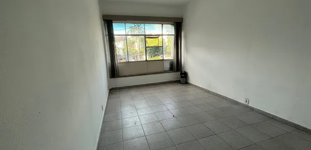 Loja / Salão / Ponto Comercial para venda ou aluguel, 40m² no Campos Elíseos, Resende