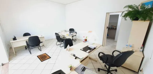 Prédio Inteiro com 4 Quartos à venda, 163m² no Centro, São Carlos