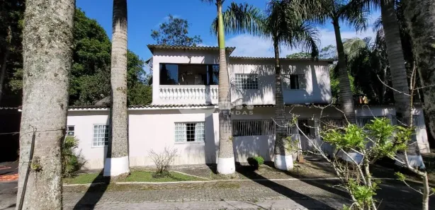 Fazenda / Sítio / Chácara com 3 Quartos à venda, 120m² no Curucutu, São Bernardo do Campo