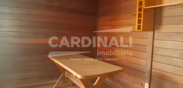 Conjunto Comercial / Sala com 3 Quartos para alugar, 242m² no Centro, Araraquara