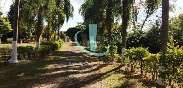 Fazenda / Sítio / Chácara com 3 Quartos para venda ou aluguel, 9693m² no Parque Tropical, Araraquara
