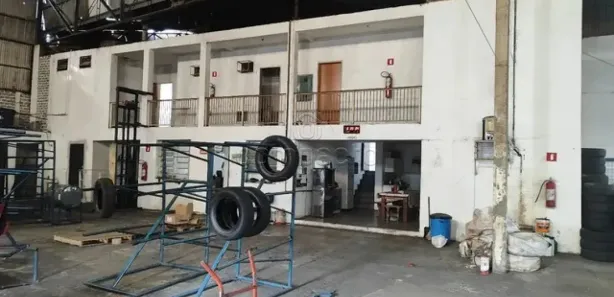 Galpão / Depósito / Armazém para alugar, 900m² no Centro, Mirassol