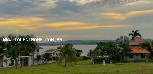 Terreno / Lote / Condomínio à venda, 1270m² no , Primeiro de Maio