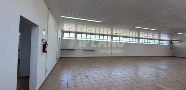 Loja / Salão / Ponto Comercial para alugar, 380m² no Jardim das Acácias, Cravinhos