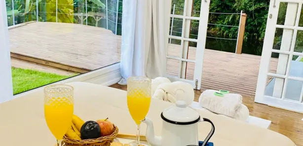 Fazenda / Sítio / Chácara com 3 Quartos à venda, 880m² no , Águas Mornas