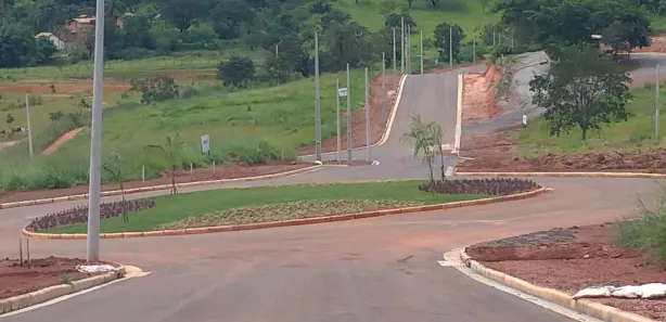 Terreno / Lote / Condomínio à venda, 1400m² no Centro, Pedro Leopoldo