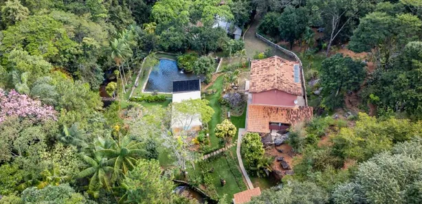 Casa de Condomínio com 4 Quartos à venda, 12640m² no , Caeté