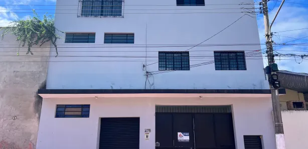 Galpão / Depósito / Armazém com 3 Quartos para alugar, 1200m² no Chácara da Galega, Pindamonhangaba