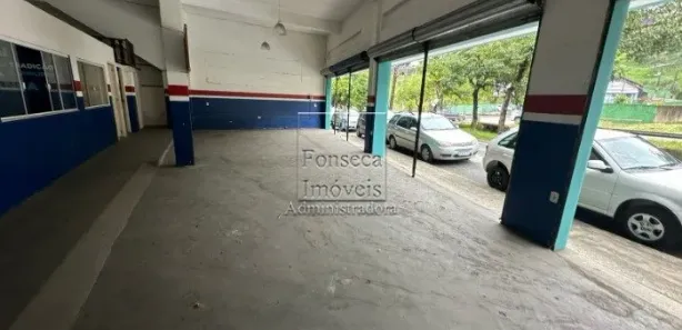 Loja / Salão / Ponto Comercial à venda, 299m² no Bingen, Petrópolis