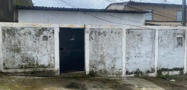 Casa com 3 Quartos à venda, 70m² no COHAB, Recife