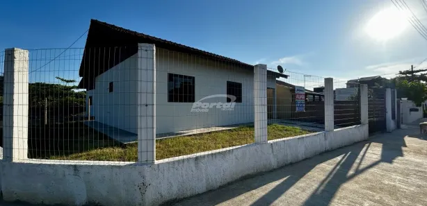 Casa com 2 Quartos para alugar, 70m² no Nossa Senhora de Fátima, Penha
