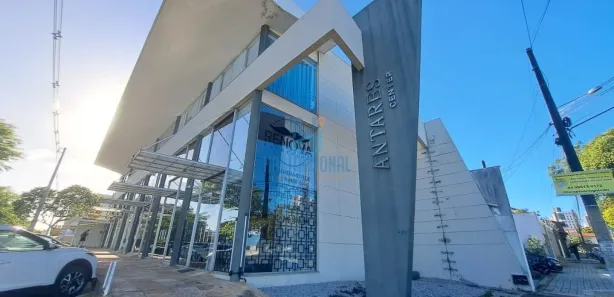 Loja / Salão / Ponto Comercial para alugar, 60m² no Candelária, Natal