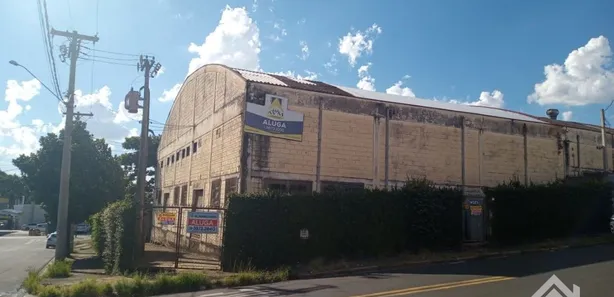 Galpão / Depósito / Armazém à venda, 600m² no Vila Valle, Sumaré