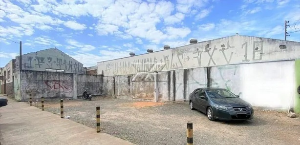 Terreno / Lote / Condomínio para alugar, 147m² no Centro, Rio Claro