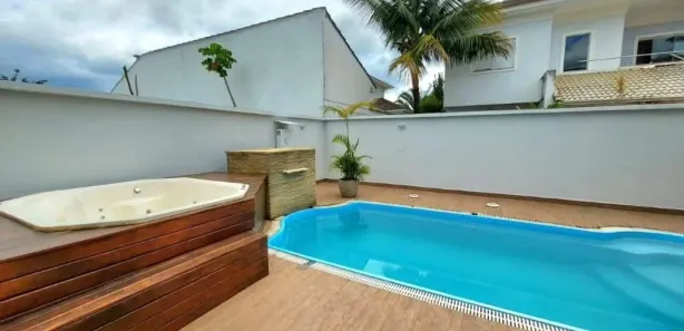Casa de Condomínio com 4 Quartos para venda ou aluguel, 560m² no Morada da Colina, Resende