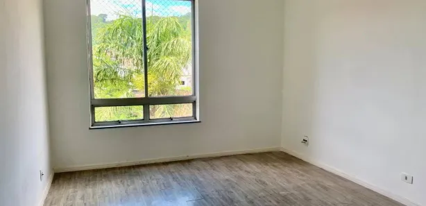 Apartamento com 3 Quartos à venda, 120m² no Valparaíso, Petrópolis