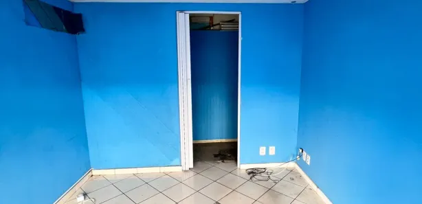 Casa Comercial com 1 Quarto para alugar, 14m² no Aterrado, Volta Redonda