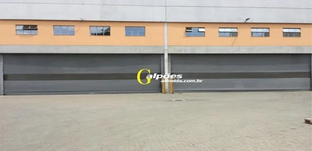 Galpão / Depósito / Armazém para alugar, 2400m² no Vila Sul Americana, Carapicuíba
