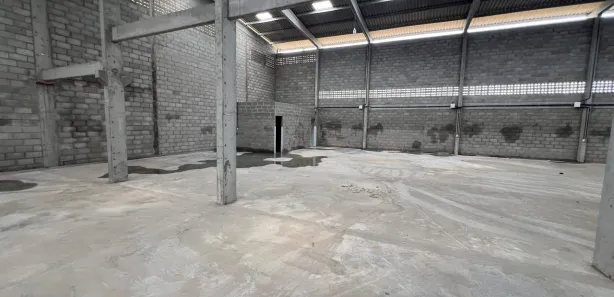 Galpão / Depósito / Armazém para alugar, 750m² no , Conde