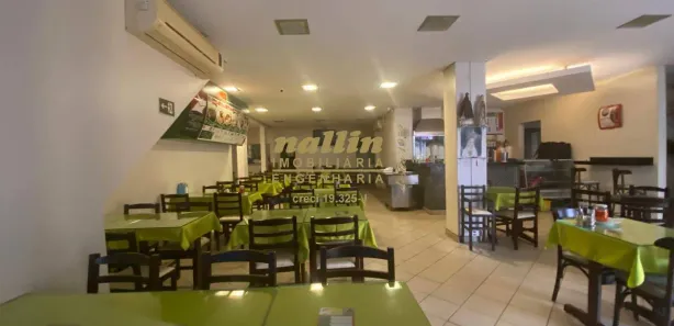 Loja / Salão / Ponto Comercial para venda ou aluguel, 204m² no Centro, Itatiba