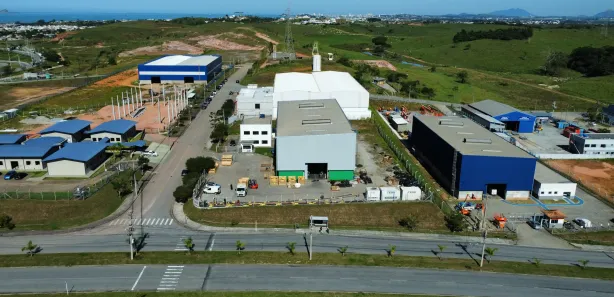 Galpão / Depósito / Armazém à venda, 1300m² no Cabiúnas, Macaé
