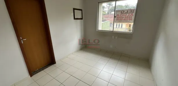 Apartamento com 1 Quarto para alugar, 36m² no Zona 07, Maringá