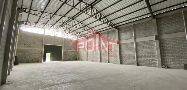 Galpão / Depósito / Armazém para alugar, 410m² no Maria Paula, Niterói
