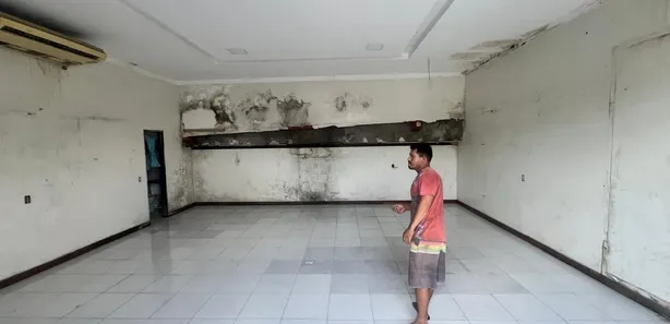 Galpão / Depósito / Armazém à venda, 240m² no Icuí-Guajará, Ananindeua