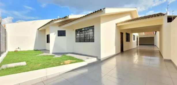Casa com 3 Quartos para alugar, 209m² no Parque Residencial Quebec, Maringá
