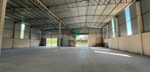 Galpão / Depósito / Armazém para alugar, 2100m² no Jardim da Glória, Vespasiano
